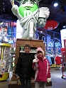 Kids-NYC_M&MWorld (16)
